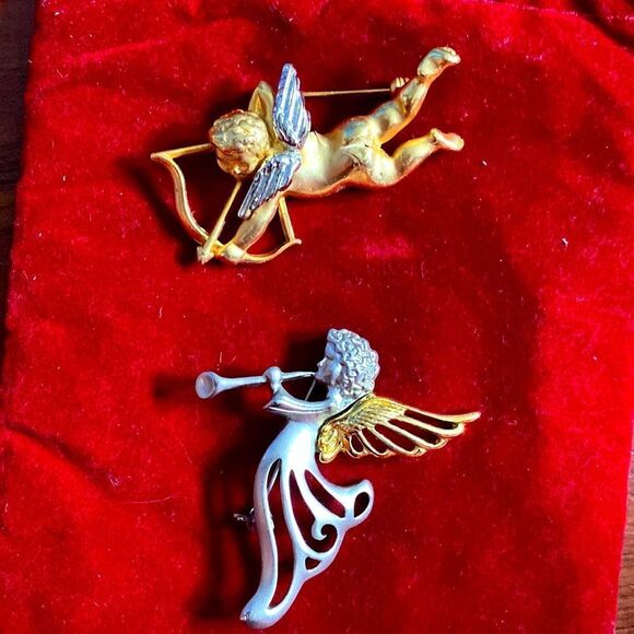 Set of 2 Gold & Silver Angel Brooches - Picture 3 of 9
